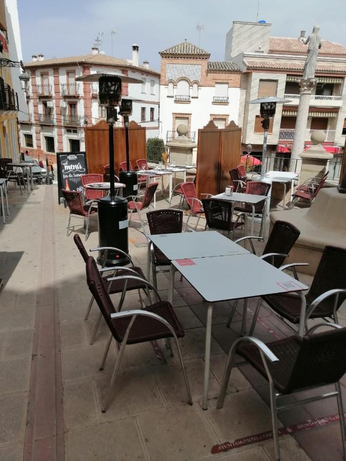 Hospedium Dlj Hostal Tematico Desde La Juderia Arjona Exterior foto